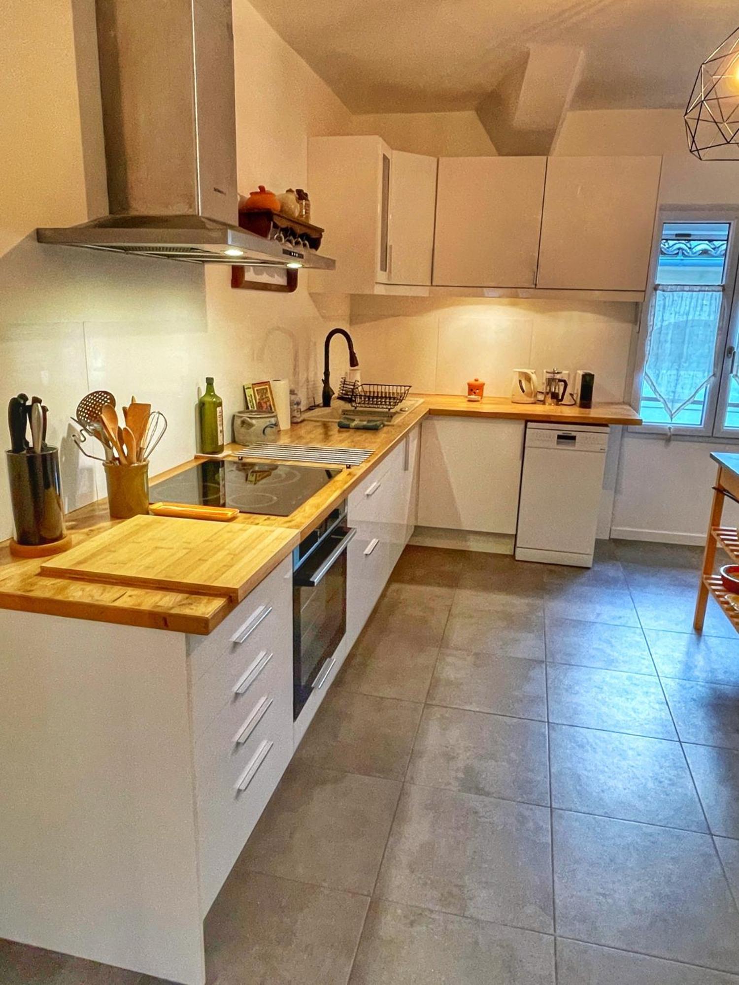 Le Petit Delphia Apartment Apt Ngoại thất bức ảnh